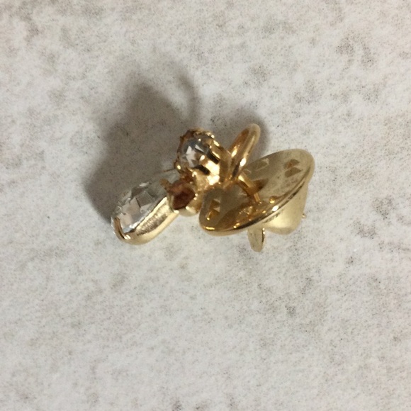Amber and Crystal Angel pin - Picture 2 of 6